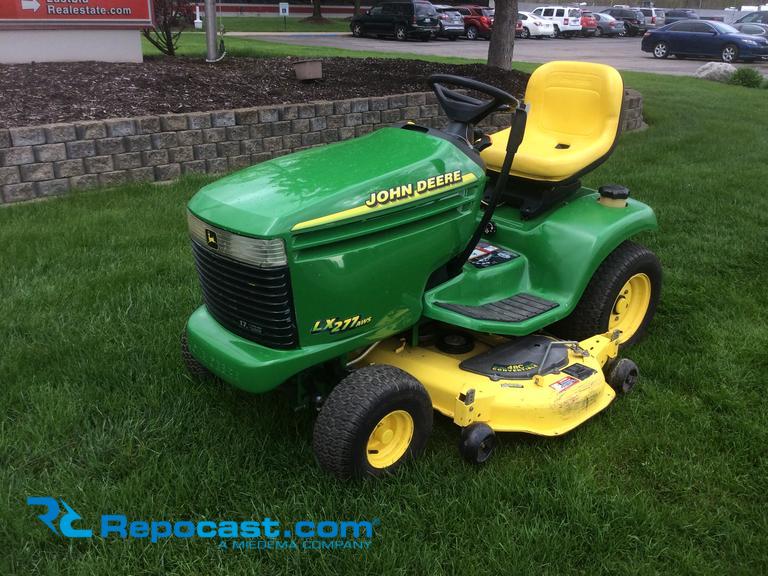 John deere 17 hp riding mower hot sale