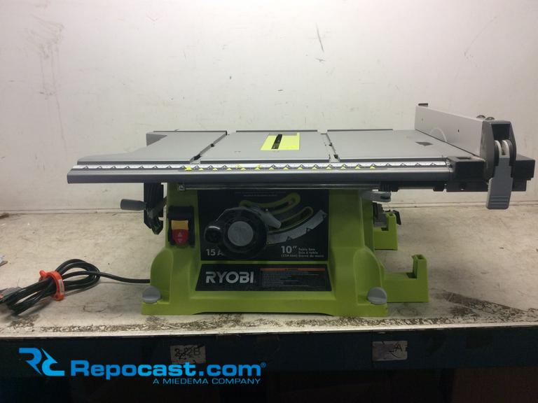 Ryobi 10" table saw, model RTS21G, has...