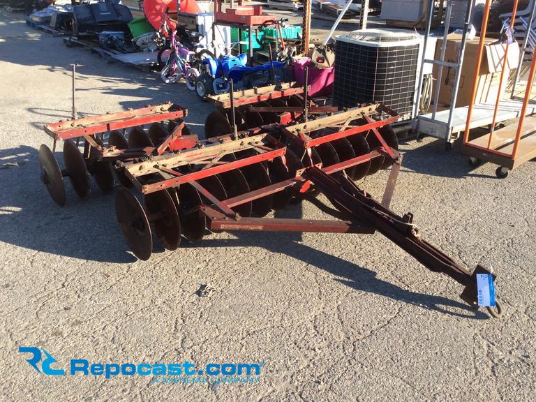 International harvester disc, 8'W,...