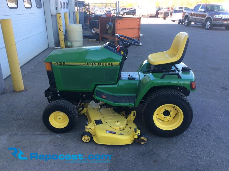 John deere liquid discount cooled lawn tractors