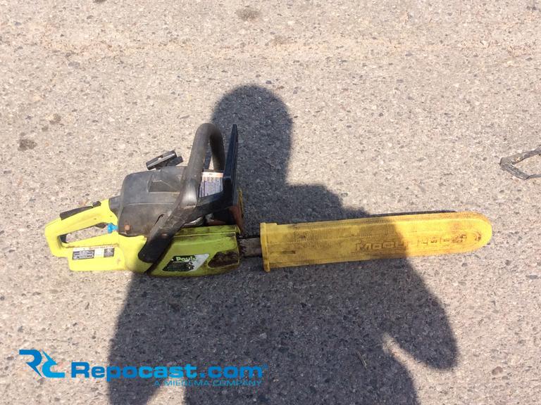 Poulan 2075 chainsaw