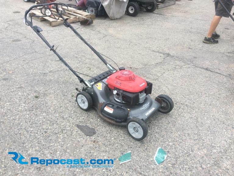 Repocast Honda Harmony II HRT216 Push mower