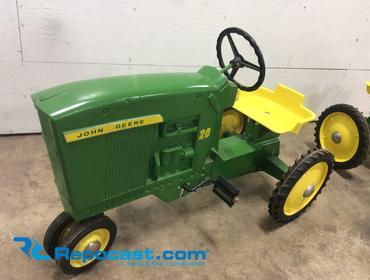 john deere 20 pedal tractor