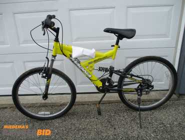 Magna excitor bike store yellow