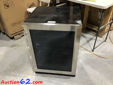 Magic chef stainless store steel beverage cooler