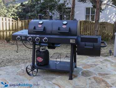 LiquidBidding Char Griller Texas Trio 3 Burner Dual