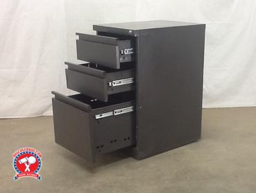 Discoverbid Com Hirsh Pedestal Filing Cabinet