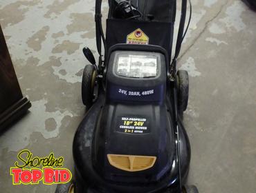 Yardworks self best sale propelled lawn mower