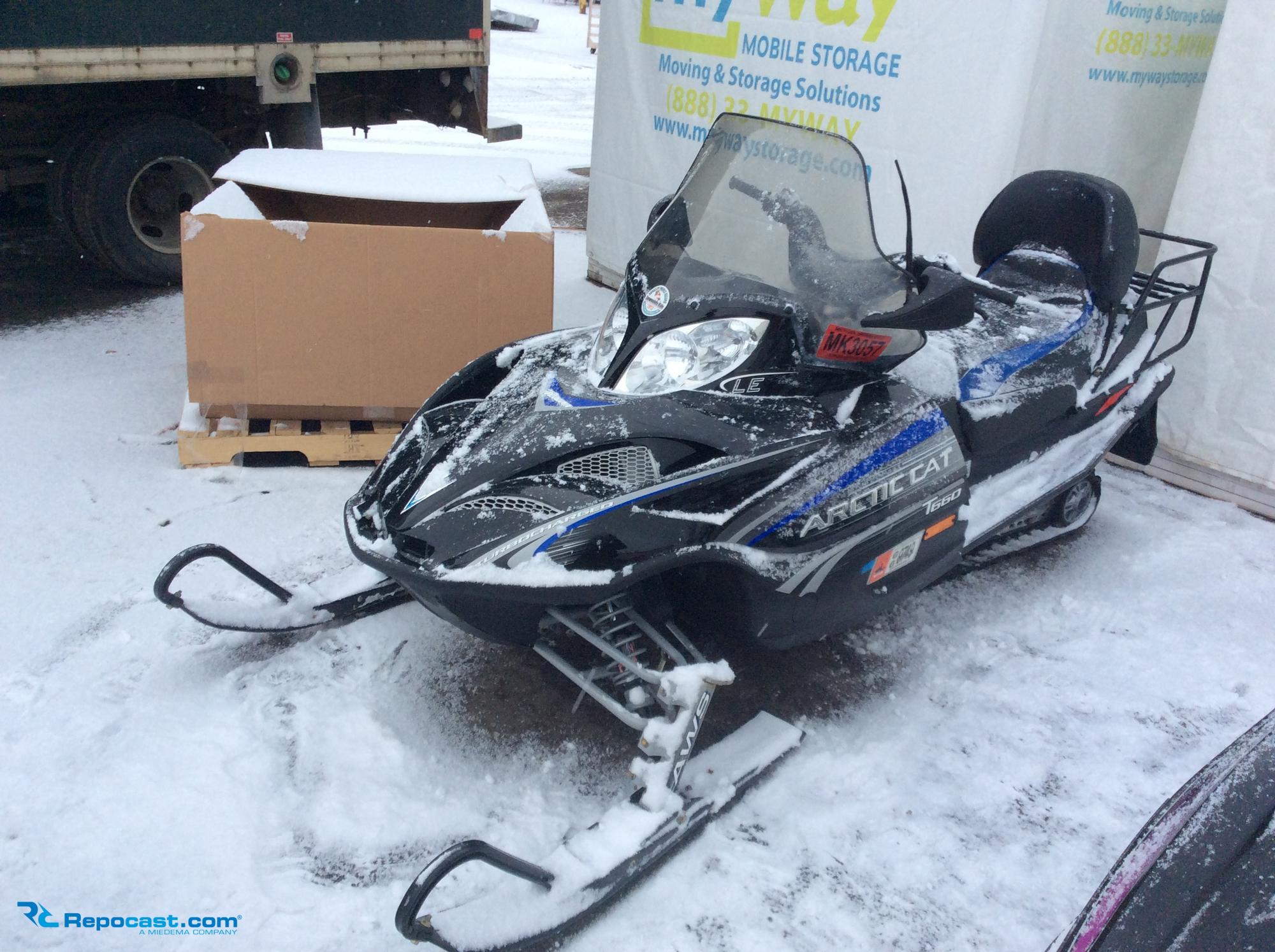 Repocast.com® | 2006 Arctic Cat T660 Turbo Snowmobile