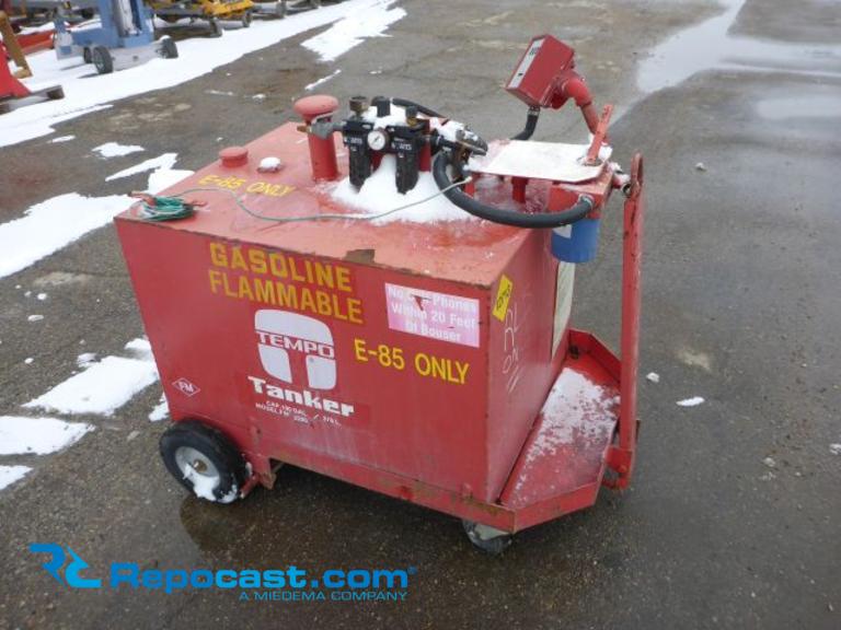 Tempo Tanker, Model FM2200 Fuel Tank on Wheels, 100 Gal Capacity, pneumatic pump, needs hoses