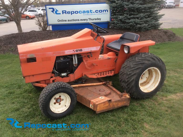 Allis Chalmers 616 Garden Tractor, 16...