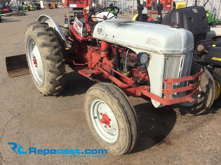 Repocast.com® | Ford 8N tractor, said to need new...