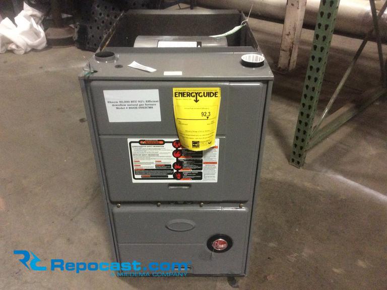 Rheem  90,000 BTU 92% efficient downflow natural gas furnace model #RGGE–09EZCMS 