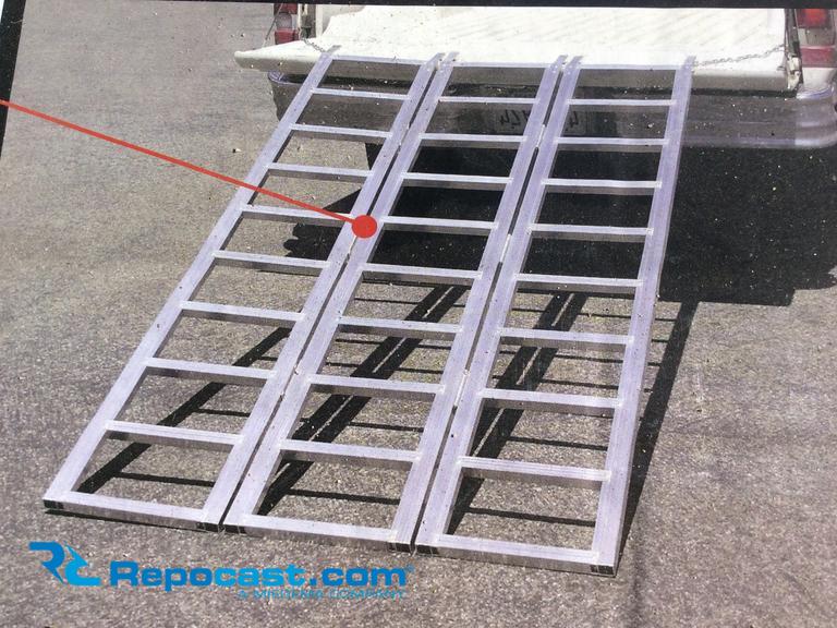1500 LB. Tri-Fold Aluminum Ramp, Haul Master, New