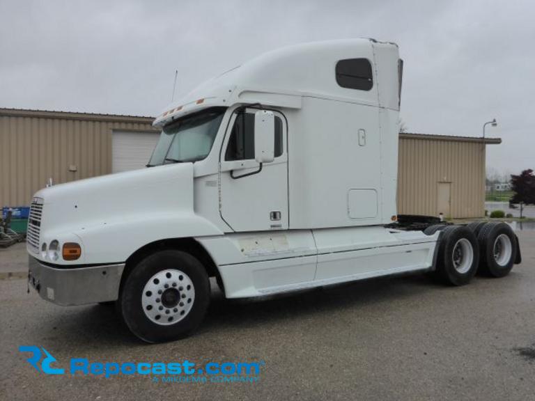 2002 Freightliner Century Class S/T 1FUJBBCG42LF25059
