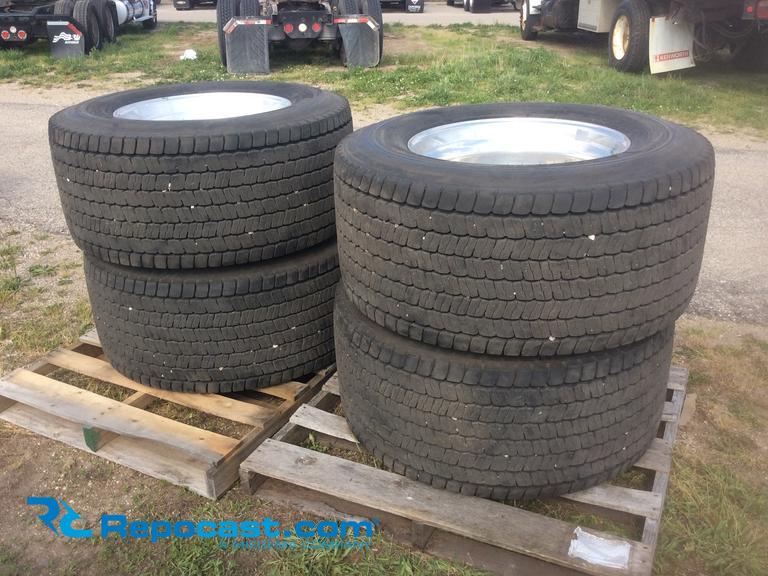 (4) Virgin Yokohama 902L 445/50R22.5 Super Single Semi Tires on Alcoa Aluminum Wheels, 0 offset