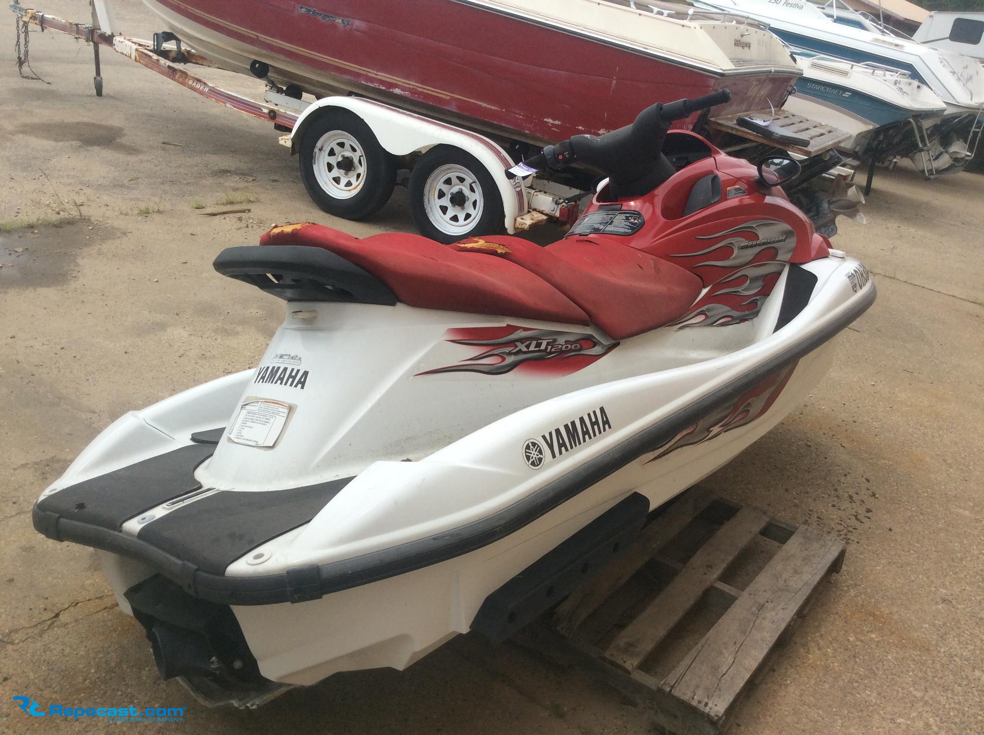 Repocast.com® | 2004 Yamaha XLT 1200