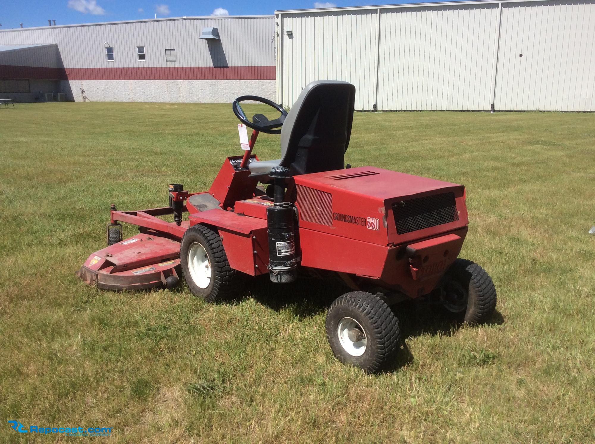 Toro groundsmaster 220 for sale sale