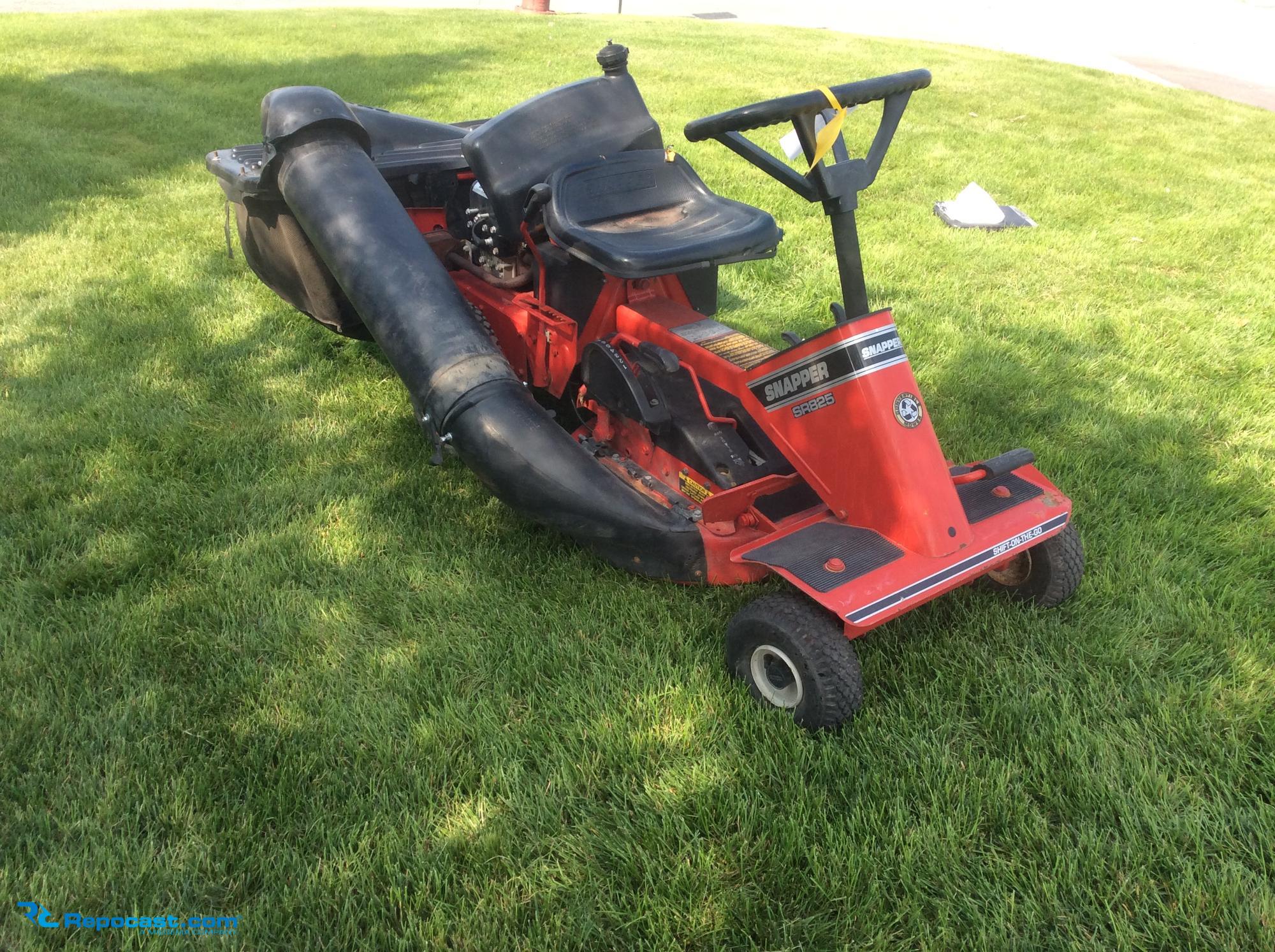 Repocast Snapper SR825 riding lawn mower 25