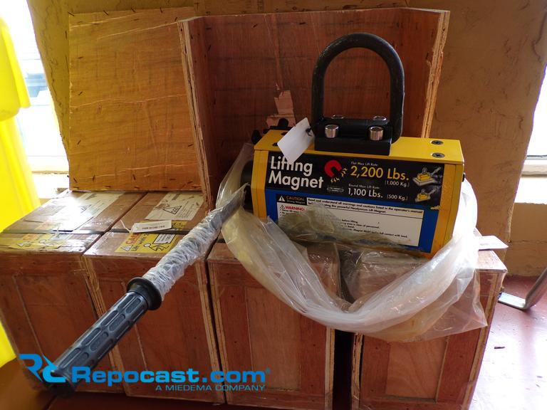 Repocast.com® | Lot of (1) New locking on/off handle...