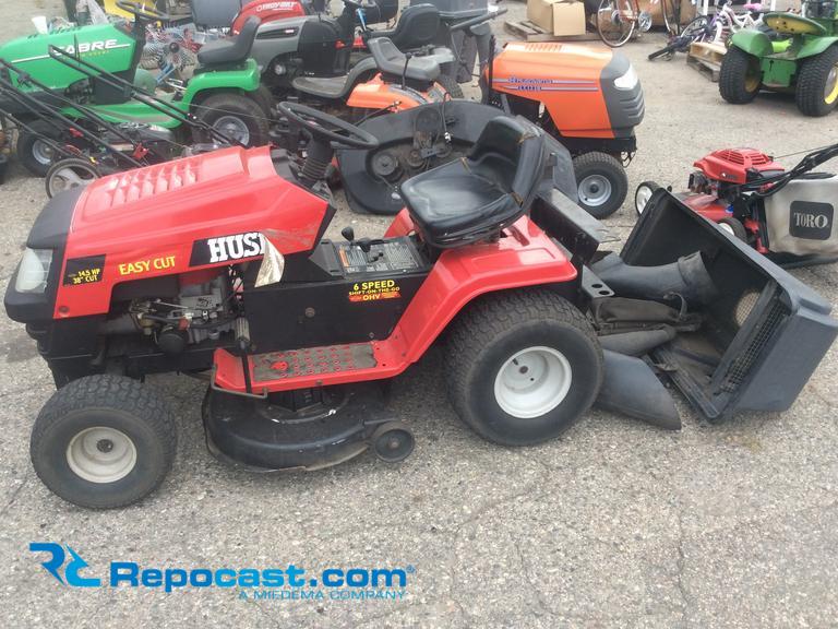 Huskee riding mower 38" cut 14.5 hp with bagger system runs said to have new belts and spindle 