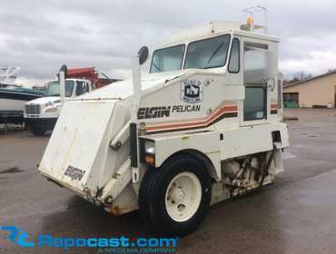 Elgin Pelican Street Sweeper