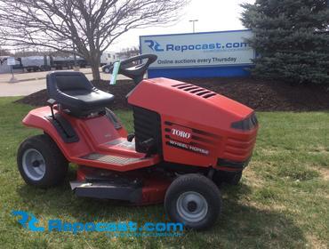 Toro Wheelhorse riding mower 10hp Briggs / 32" deck.