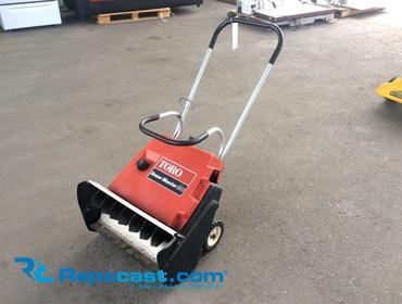 Toro Snow master 20 Snowblower