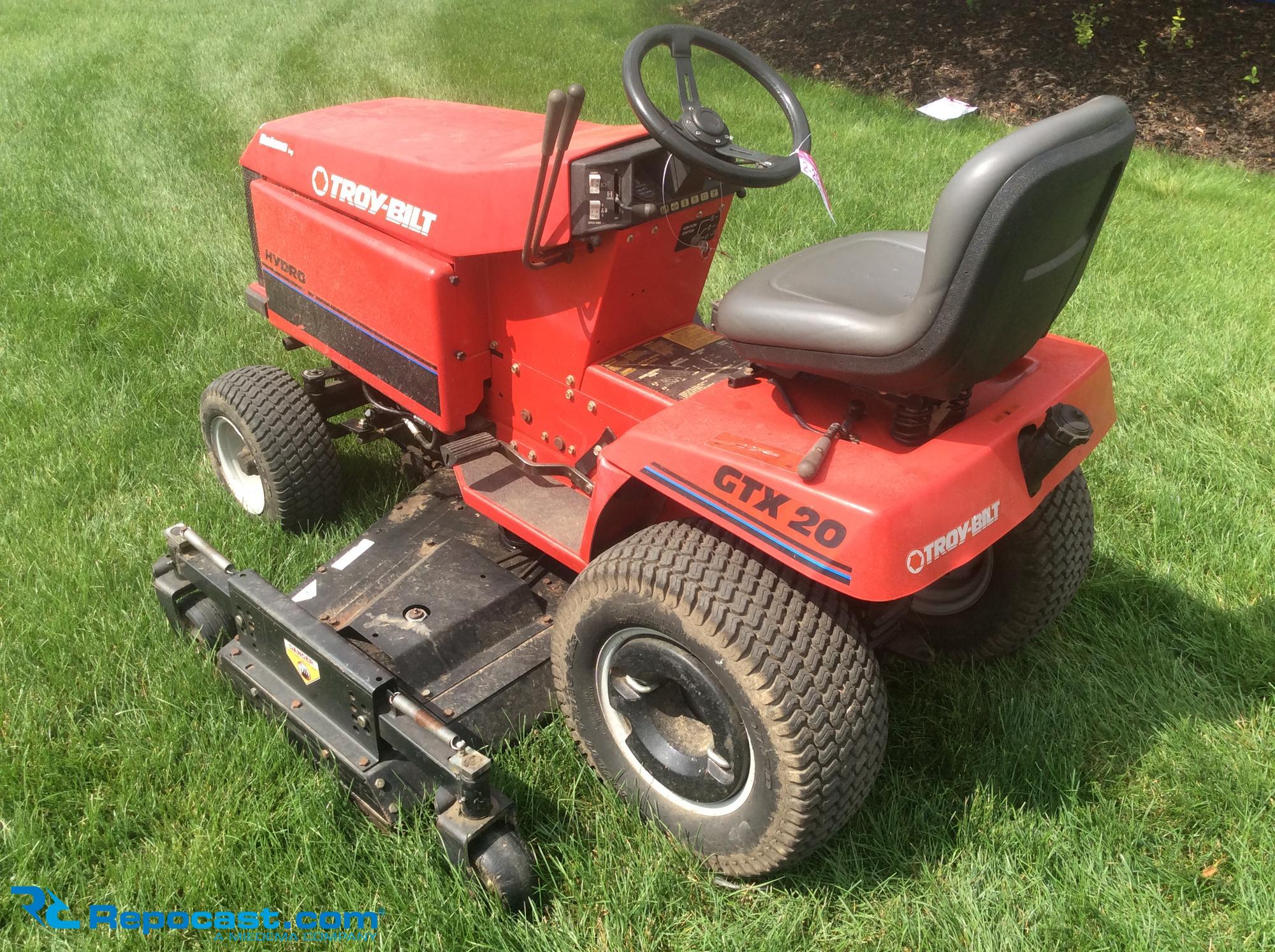 Troy bilt gtx best sale 20 tractor for sale