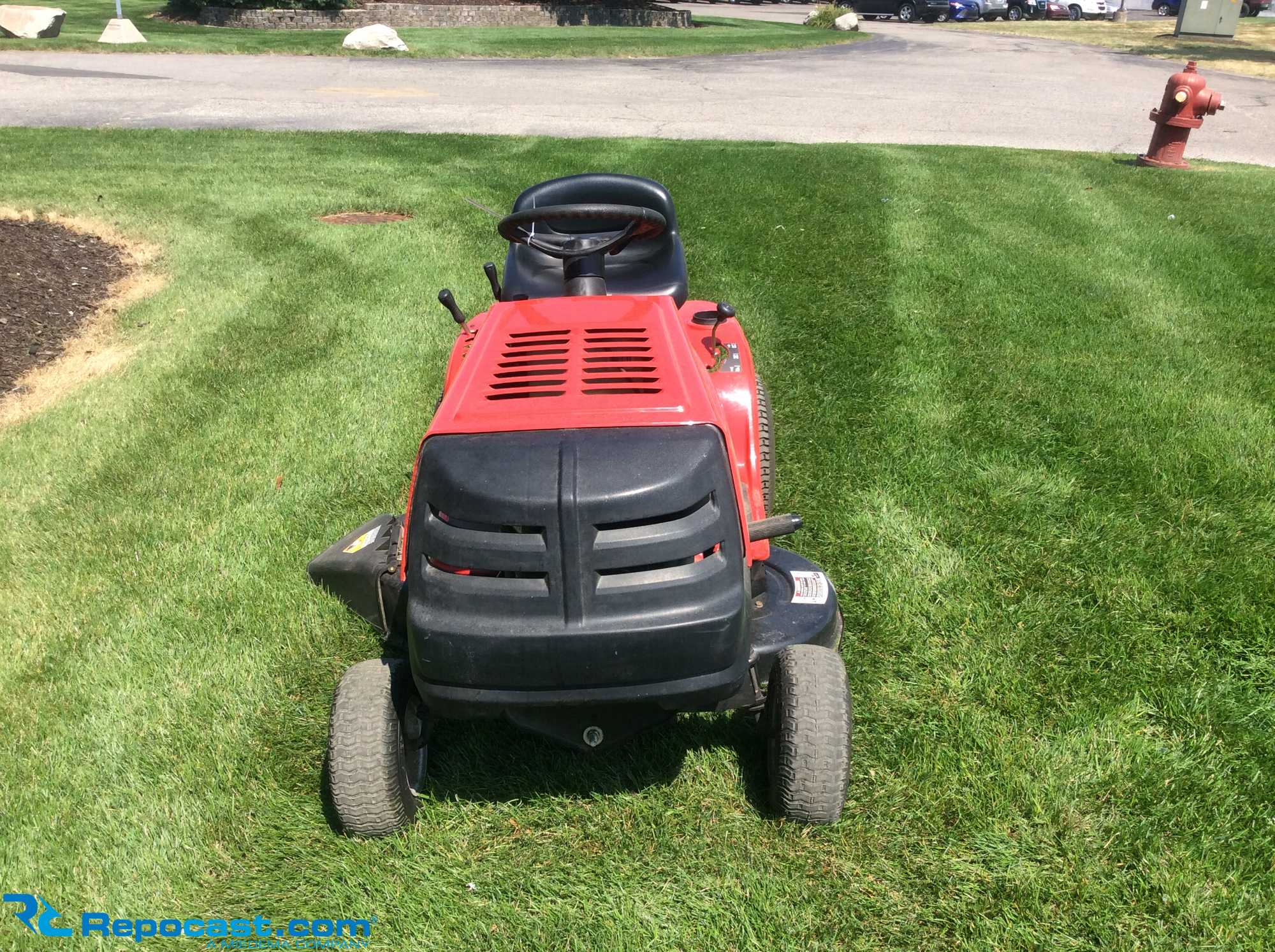 Huskee lt3800 lawn online tractor