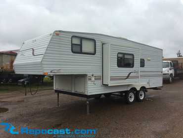 2001 Jayco Qwest 237A 5th Wheel