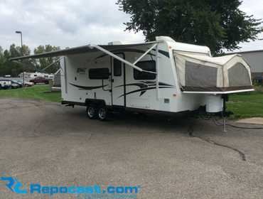 2014 Rockwood ROO 233 S Camper