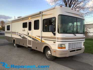 2002 Fleetwood Bounder 36S