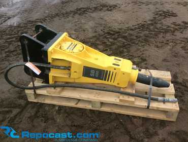 Atlas Copco Model SB 450 Hydraulic Hammer Breaker Excavator/Backhoe Attachment, Silenced, has...