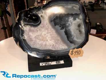 Large AGATE Quartz Crystal on Custom Hand Made Stand... Amazing Uruguay Deep Purple Quartz...