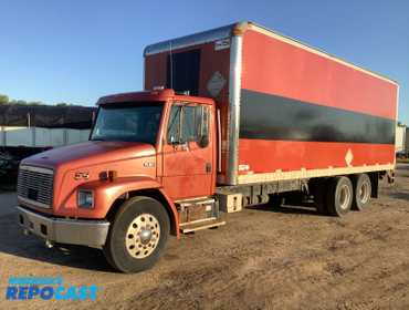 2000 Freightliner FL80 26’ Box Truck Semi 1FVXJLBBXYHB97971