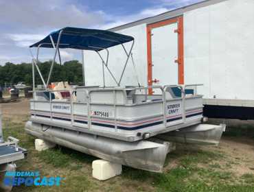 1992 Smoker Craft 17NS9 Pontoon