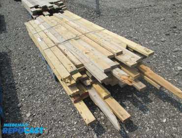 1 lot of reclaimed lumber, approximately 77  2 x 4's  6' to 8 ' long, some ends broken, some have...