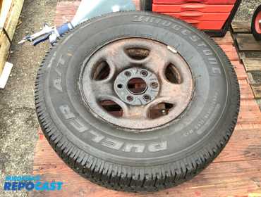 Repocast.com® | (1) Bridgestone Dueler A/T P265/75R16...
