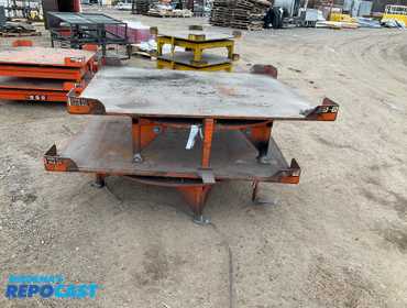 Repocast.com® | Lot of (2) Knight rotating steel...