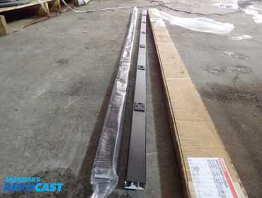 Lot of (2) wiremold; Plugmold multi-outlet, 5ft, 3 outlets, 125 voltage, 15A amps, black