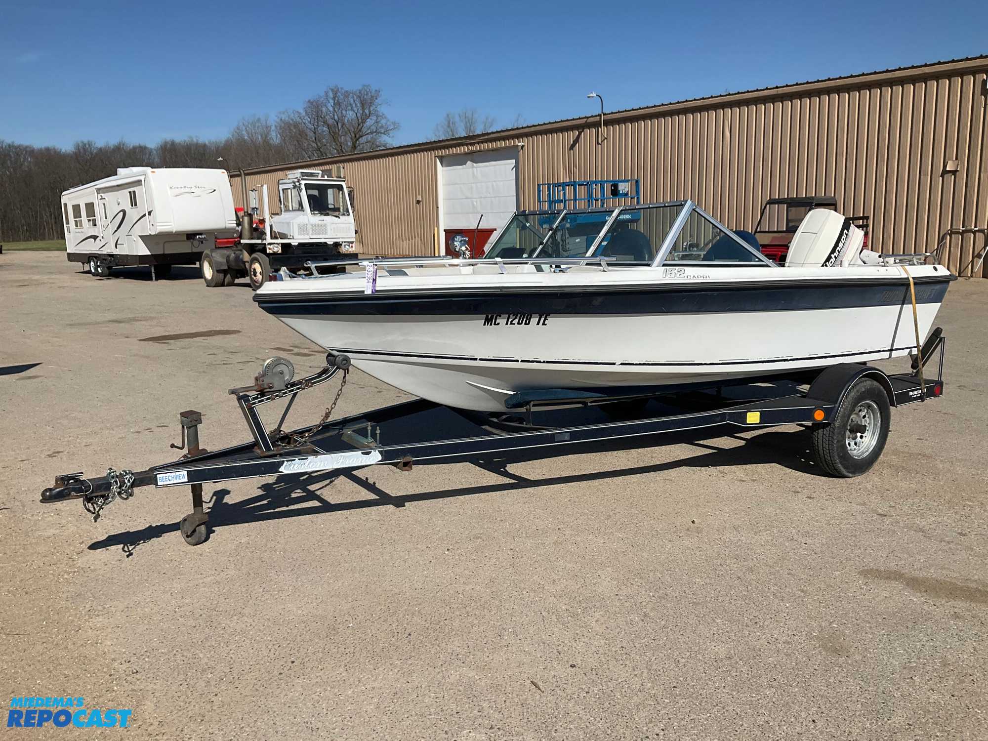 Repocast.com® | 1988 Thunder Craft 152 Capri Boat