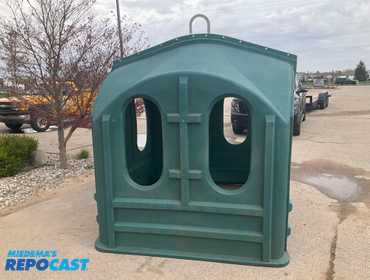 Hay hut round bale feeder cover, 2-piece bolted together poly sides/roof, approx 90” x 74” x 84”T...