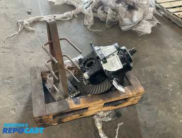 Repocast.com® | Meritor differential with 3.07 gears,...