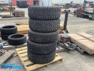 Repocast.com® | Lot of (4) Trail Hog A/T-4 Rims almost...