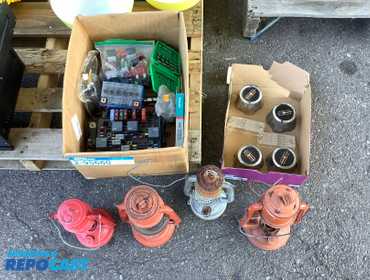 Repocast.com® | Lot of miscellaneous items, including ...