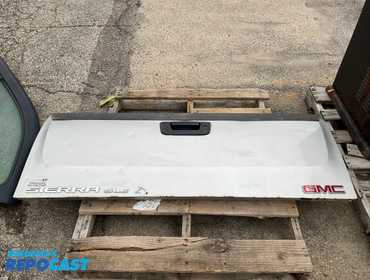 GMC Sierra SLE tailgate, fits 2007-2013