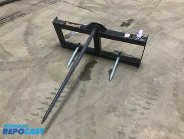 New Tomahawk Bale Spear Skid Steer Attachment, Universal Quick Attach, 1,800 lbs Max Weight (3024-8)