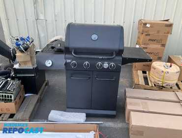 Members mark 5-burner gas grill color-black (needs work) model#G48101 serial#G481012404001011