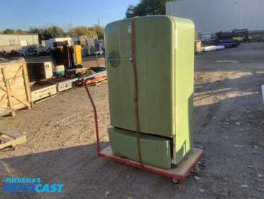 Vintage kelvinator refrigerator brand RK-R 115v 60 cycles runs cold and includes cart and strap 